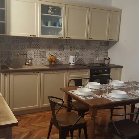 V&a House Semesterbostad